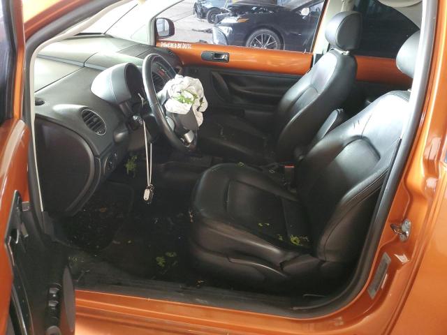 3VWRG3AG5AM021583 - 2010 VOLKSWAGEN NEW BEETLE ORANGE photo 7
