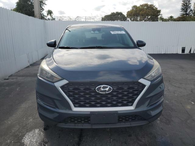 KM8J2CA48KU937879 - 2019 HYUNDAI TUCSON SE GRAY photo 5