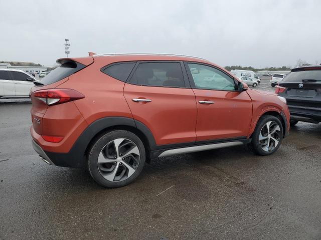 KM8J3CA2XHU337076 - 2017 HYUNDAI TUCSON LIMITED ORANGE photo 3