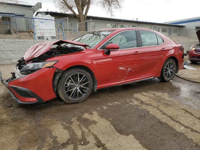 4T1G11AK6RU212050 - 2024 TOYOTA CAMRY SE NIGHT SHADE RED photo 1