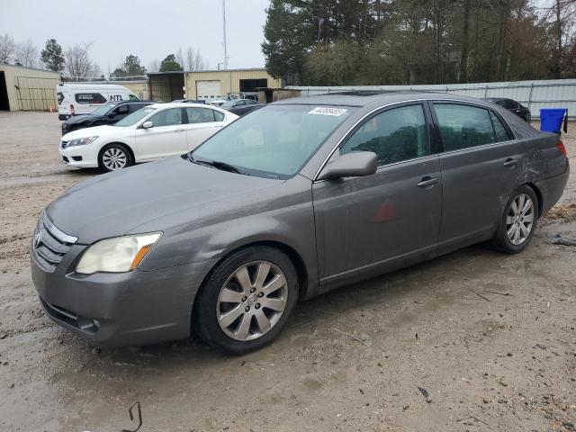 2006 TOYOTA AVALON XL, 