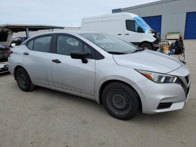 3N1CN8DV2LL905675 - 2020 NISSAN VERSA S SILVER photo 4