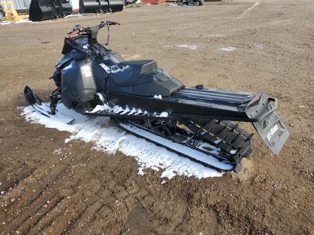 2BPSTCDG6DV000516 - 2013 SKI DOO SUMMIT X1 BLACK photo 3