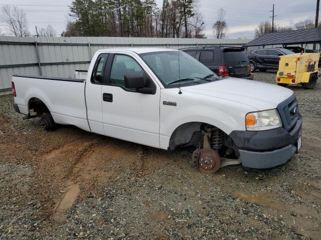 1FTRF122X5NC11307 - 2005 FORD F150 WHITE photo 4