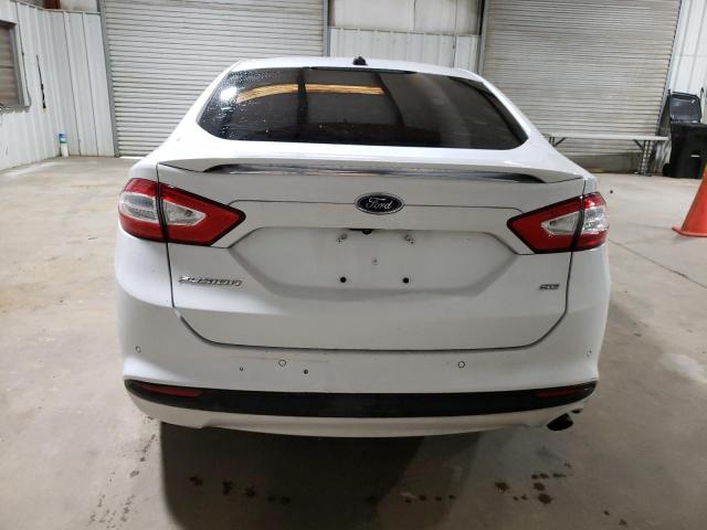 3FA6P0H72GR297635 - 2016 FORD FUSION SE WHITE photo 6