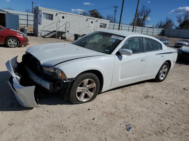 2B3CL3CG4BH577757 - 2011 DODGE CHARGER WHITE photo 1