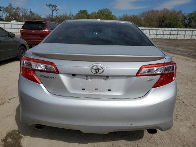 4T1BK1FK5DU022412 - 2013 TOYOTA CAMRY SE SILVER photo 6