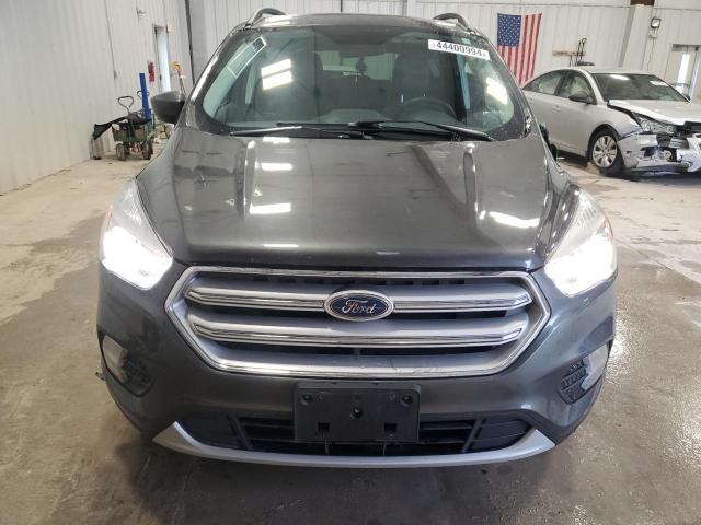 1FMCU0HD7JUB98669 - 2018 FORD ESCAPE SEL GRAY photo 5