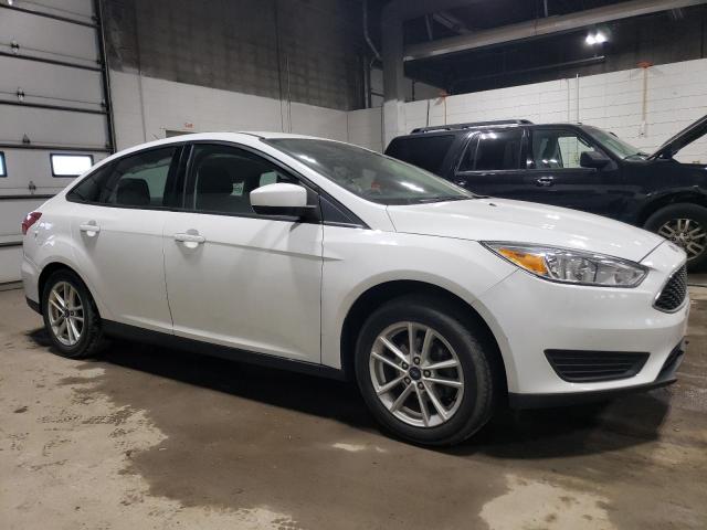 1FADP3F21JL324314 - 2018 FORD FOCUS SE WHITE photo 4