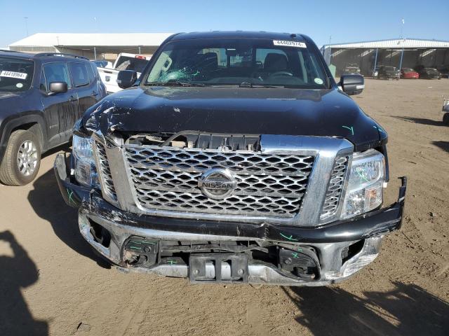 1N6AA1E57HN557401 - 2017 NISSAN TITAN SV BLACK photo 5