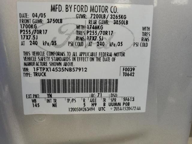 1FTPX14535NB57912 - 2005 FORD F150 SILVER photo 12