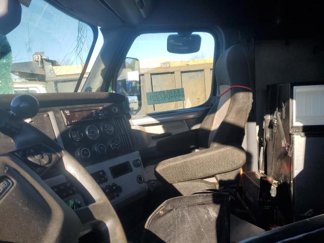 3AKJHHDR6KSHU7057 - 2019 FREIGHTLINER CASCADIA GREEN photo 5