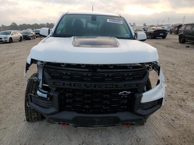 1GCGTEEN8M1285957 - 2021 CHEVROLET COLORADO ZR2 WHITE photo 5