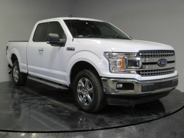 1FTEX1C57KKC51362 - 2019 FORD F150 SUPER CAB WHITE photo 1