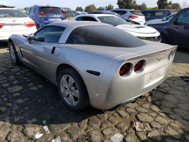 1G1YY26U465109101 - 2006 CHEVROLET CORVETTE SILVER photo 2