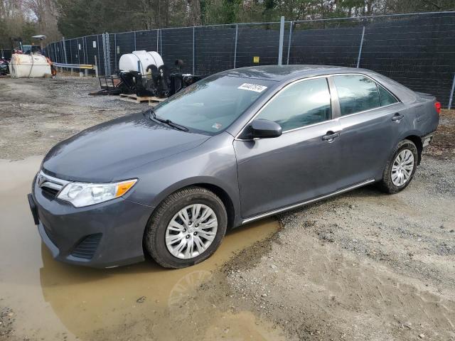 4T1BF1FK0CU058561 - 2012 TOYOTA CAMRY BASE GRAY photo 1