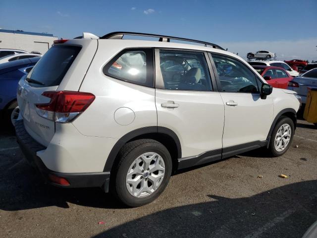 JF2SKADC0LH518436 - 2020 SUBARU FORESTER WHITE photo 3