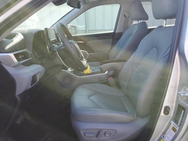 5TDGZRAH0NS551899 - 2022 TOYOTA HIGHLANDER XLE SILVER photo 7