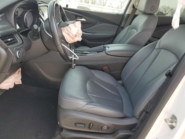 LRBFXCSA3LD210469 - 2020 BUICK ENVISION ESSENCE WHITE photo 7