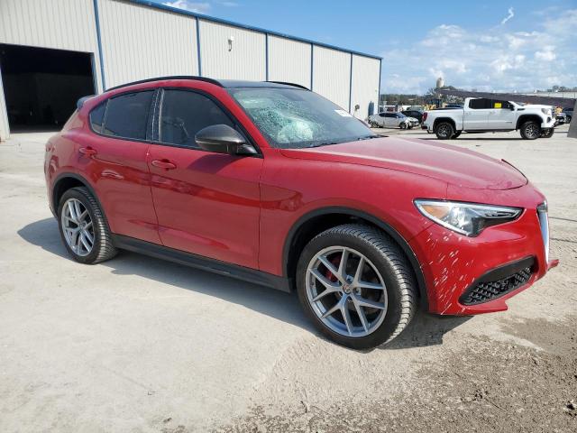 ZASFAKPNXJ7B80964 - 2018 ALFA ROMEO STELVIO SPORT أحمر صورة 4