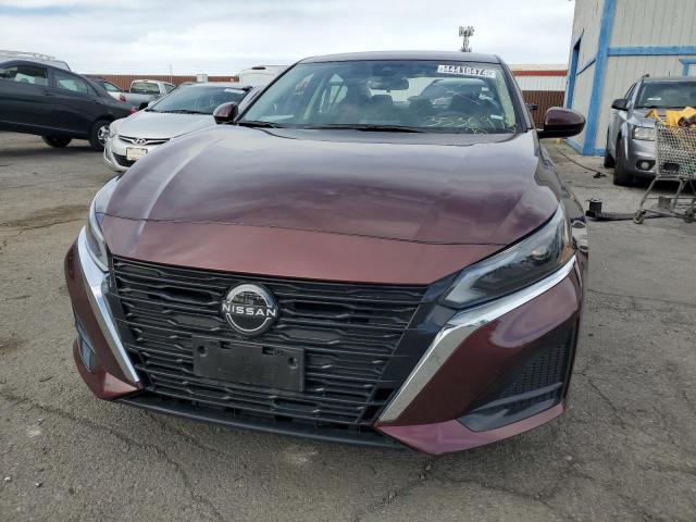 1N4BL4DV5PN378797 - 2023 NISSAN ALTIMA SV BURGUNDY photo 5