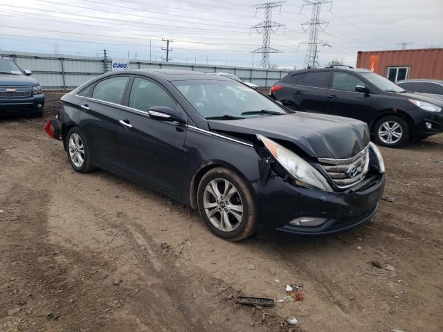 5NPEC4AC0BH072240 - 2011 HYUNDAI SONATA SE BLACK photo 4