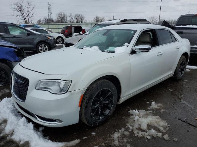 2C3CCAAGXFH735888 - 2015 CHRYSLER 300 LIMITED WHITE photo 1