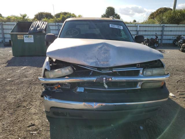 1GNEC16Z66J137317 - 2006 CHEVROLET SUBURBAN C1500 GRAY photo 5