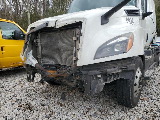 3AKJHHDR9KSKB3771 - 2018 FREIGHTLINER CASCADIA 1 WHITE photo 9