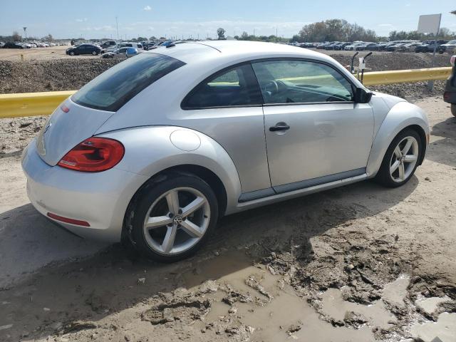 3VWF17AT0EM636976 - 2014 VOLKSWAGEN BEETLE SILVER photo 3