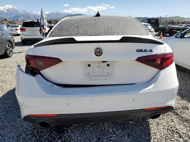 ZARFAMANXK7621626 - 2019 ALFA ROMEO GIULIA WHITE photo 6