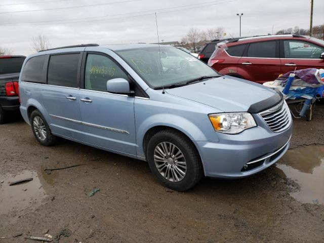 2C4RC1CG5DR730592 - 2013 CHRYSLER TOWN & COU TOURING L BLUE photo 4