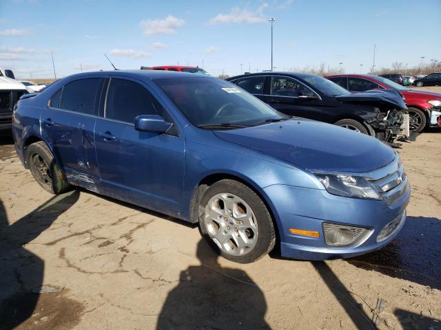 3FAHP0HA5AR303505 - 2010 FORD FUSION SE BLUE photo 4