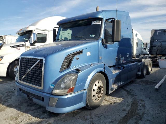 4V4NC9EG8CN537024 - 2012 VOLVO VN VNL BLUE photo 2