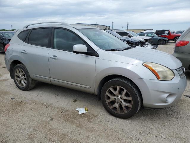 JN8AS5MT1DW021169 - 2013 NISSAN ROGUE S SILVER photo 4