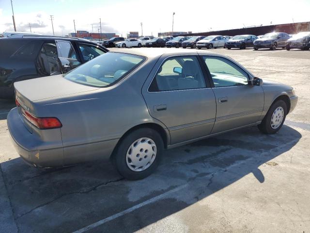 JT2BG22K3X0287335 - 1999 TOYOTA CAMRY LE BEIGE photo 3