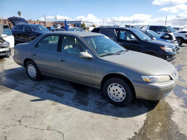 JT2BG22K3X0287335 - 1999 TOYOTA CAMRY LE BEIGE photo 4