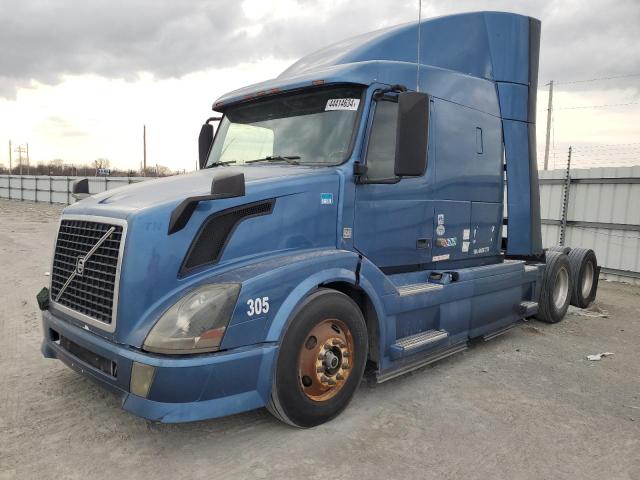 4V4NC9EG1DN567239 - 2013 VOLVO VN VNL BLUE photo 2