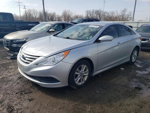 5NPEB4AC9EH833757 - 2014 HYUNDAI SONATA GLS SILVER photo 1