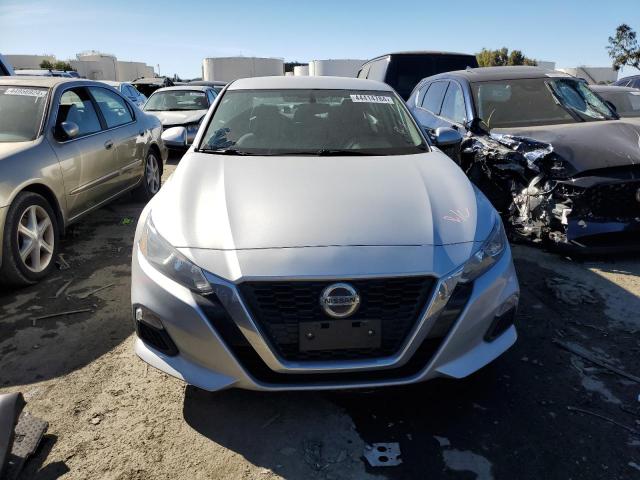 1N4BL4BVXKC161317 - 2019 NISSAN ALTIMA S SILVER photo 5