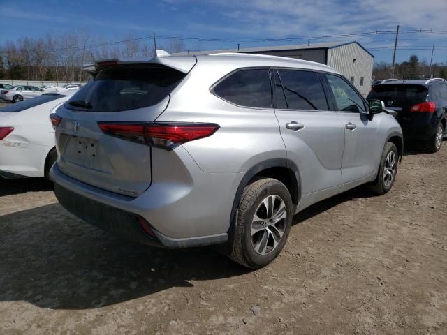 5TDGZRBH4NS575878 - 2022 TOYOTA HIGHLANDER XLE ვერცხლისფერი ფოტო 3