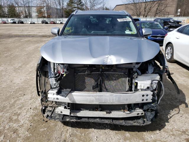 5TDGZRBH4NS575878 - 2022 TOYOTA HIGHLANDER XLE SILVER photo 5