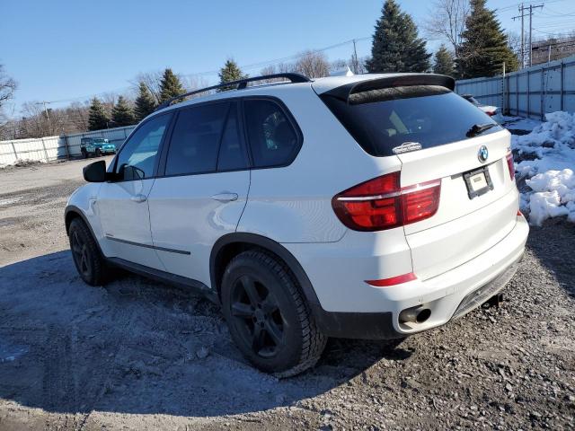 5UXZW0C58CL671527 - 2012 BMW X5 XDRIVE35D WHITE photo 2