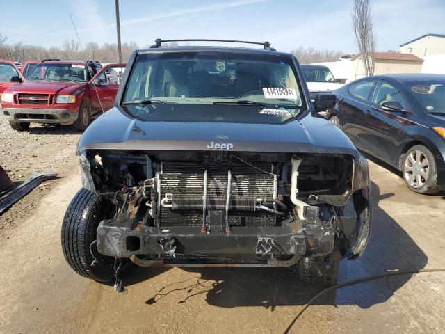 1J8HG48K66C168480 - 2006 JEEP COMMANDER 黑色 照片 5