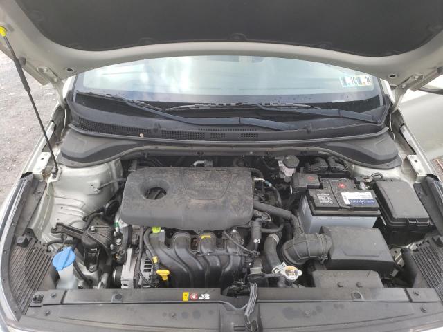 3KPC24A39KE064510 - 2019 HYUNDAI ACCENT SE TAN photo 11