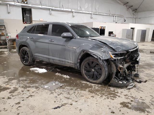 1V2KE2CA3RC243757 - 2024 VOLKSWAGEN ATLAS CROS SE Մոխրագույն լուսանկար 4