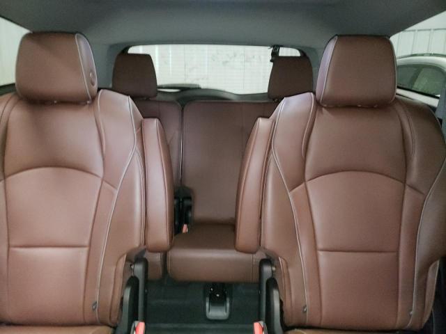 5GAEVCKW8JJ145360 - 2018 BUICK ENCLAVE AVENIR WHITE photo 10