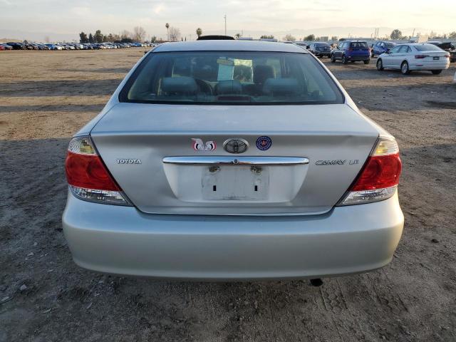 4T1BE32K15U042554 - 2005 TOYOTA CAMRY LE SILVER photo 6