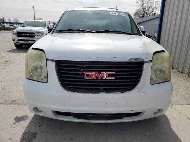 1GKEC130X7R169001 - 2007 GMC YUKON WHITE photo 5