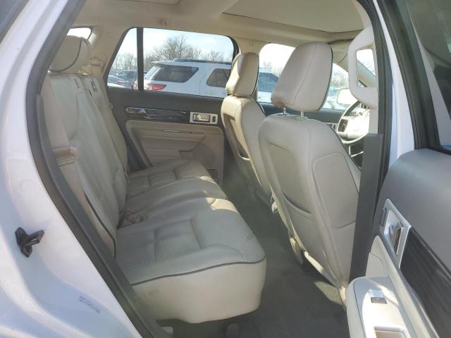 2LMDU88C19BJ03412 - 2009 LINCOLN MKX WHITE photo 11